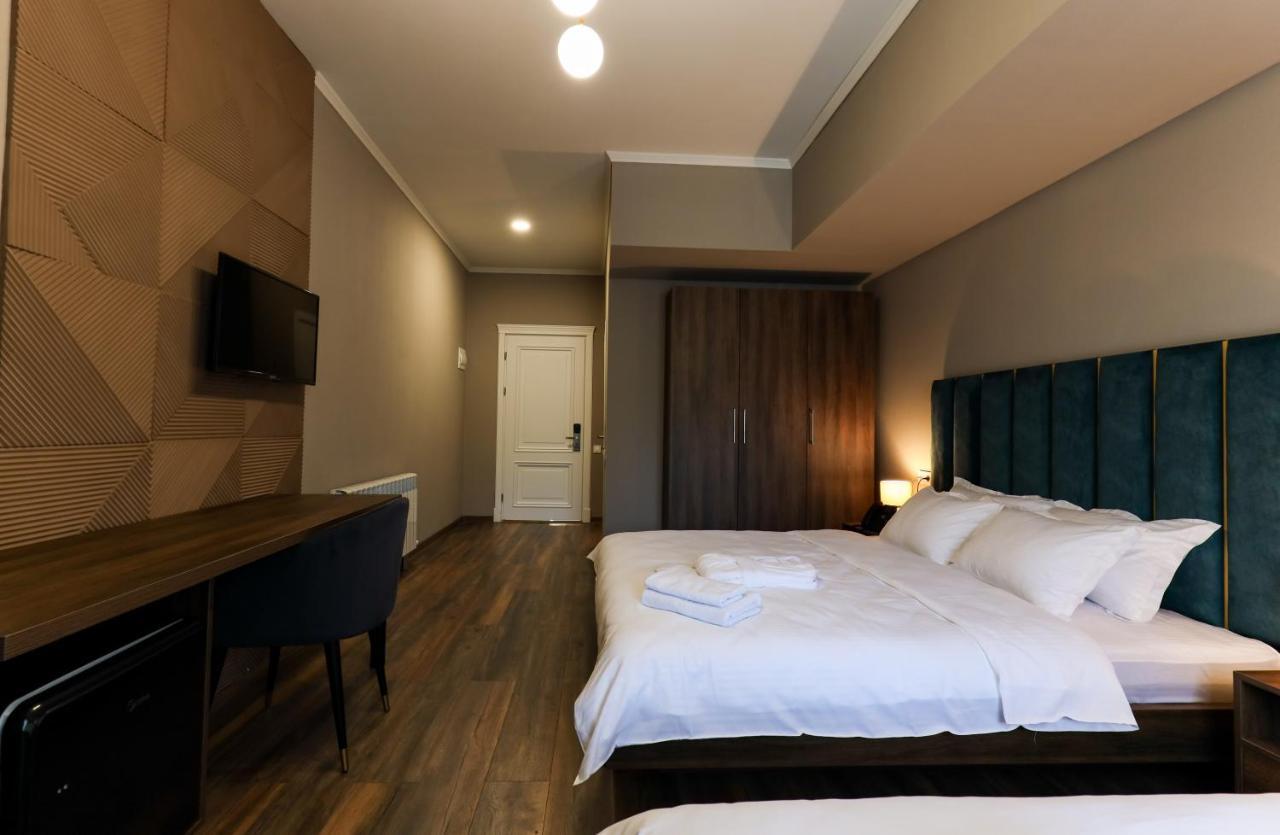 Gelati Residence Koetaisi Buitenkant foto