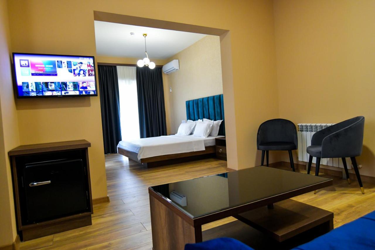 Gelati Residence Koetaisi Buitenkant foto