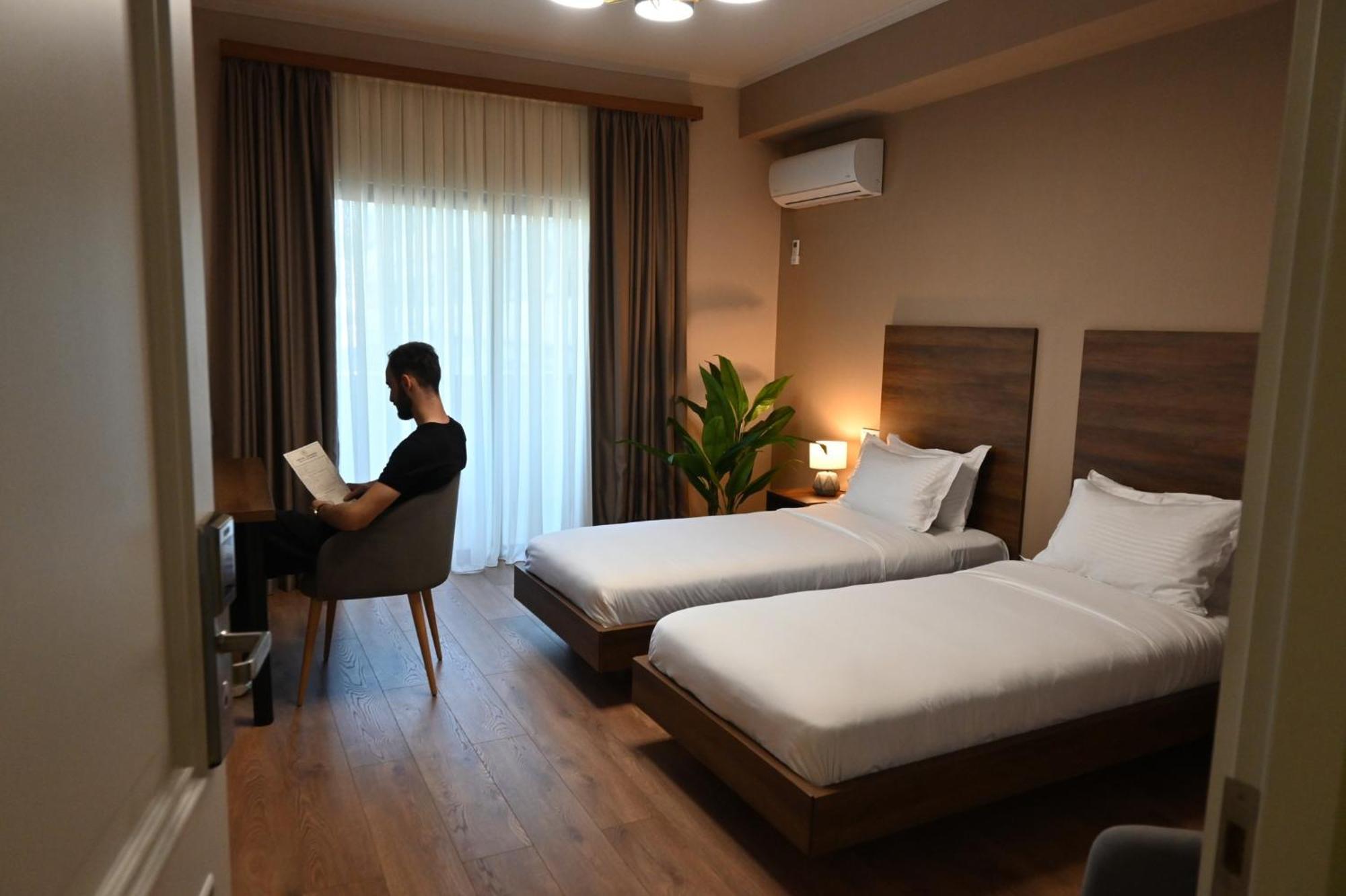 Gelati Residence Koetaisi Buitenkant foto